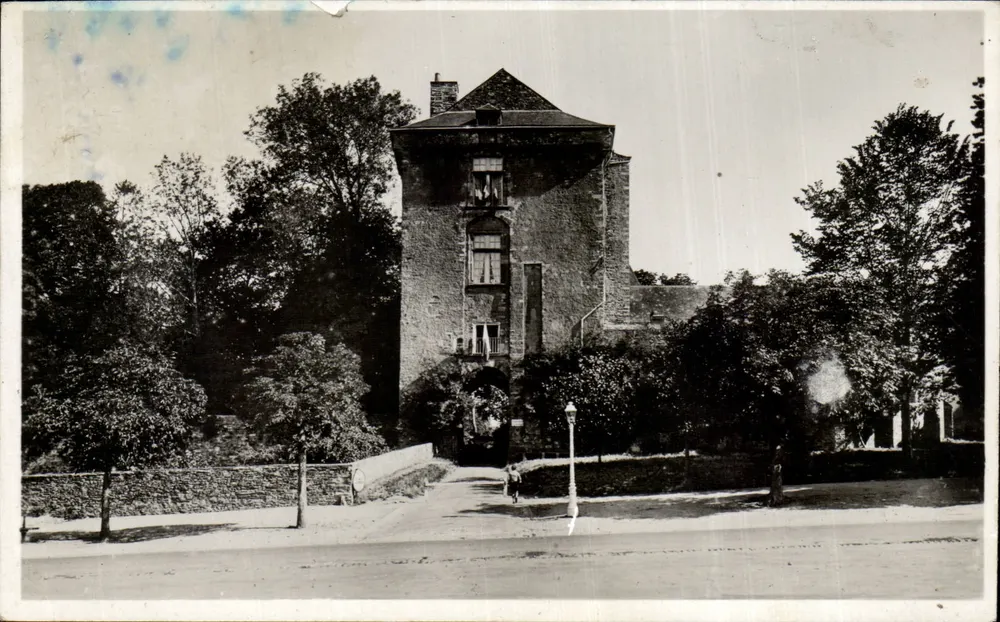 Châteaubriant — O Castelo — A Entrada Principal — Edição Bicot - Frente