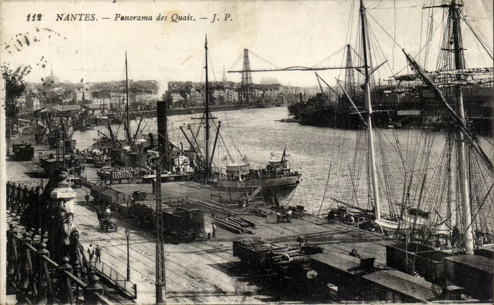 NANTES — Panorama dos Quais — J. P. (n° 112) - Frente