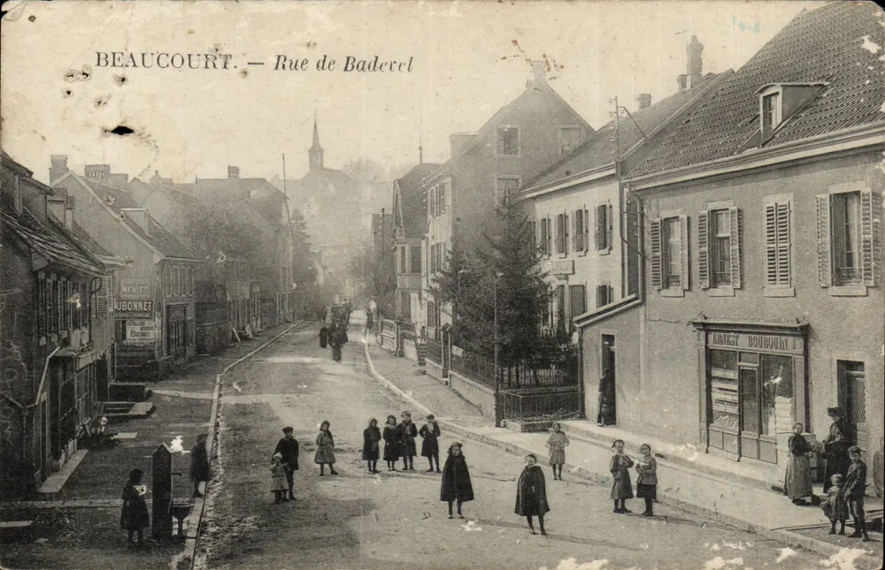Beaucourt — Rue de Badercel — Ernest Boucourt - Frente