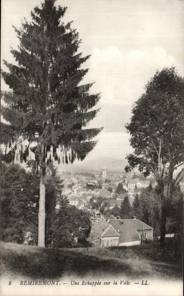 Remiremont — Uma Vista da Cidade — LL - Frente