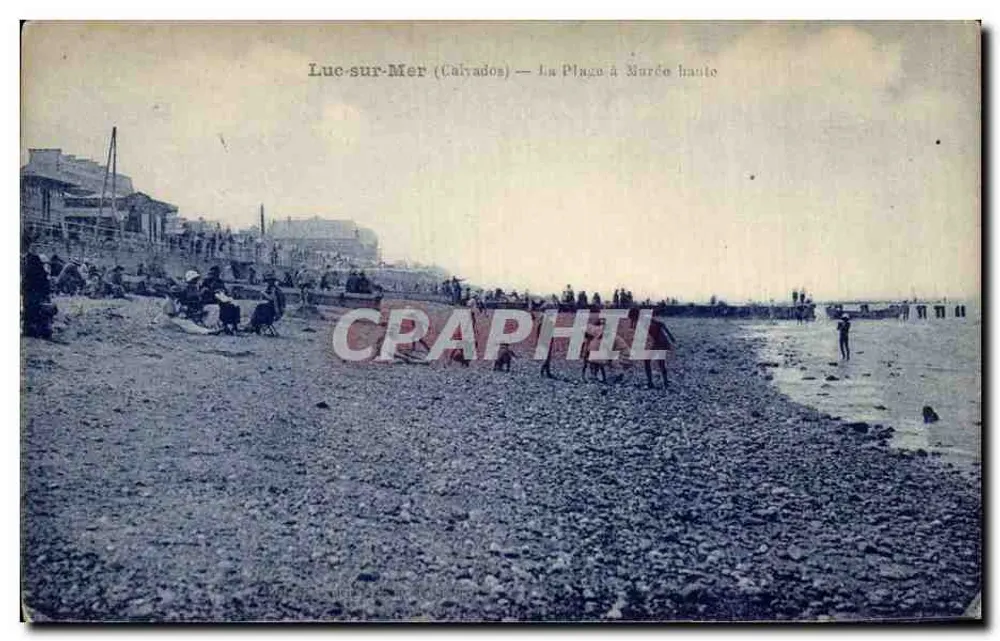 Luc-sur-Mer (Calvados) — A Praia com Maré Alta - Frente