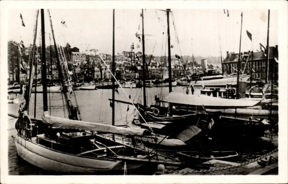 Deauville, der Neue Hafen — Ausgabe « La Cigogne » - Vorderseite
