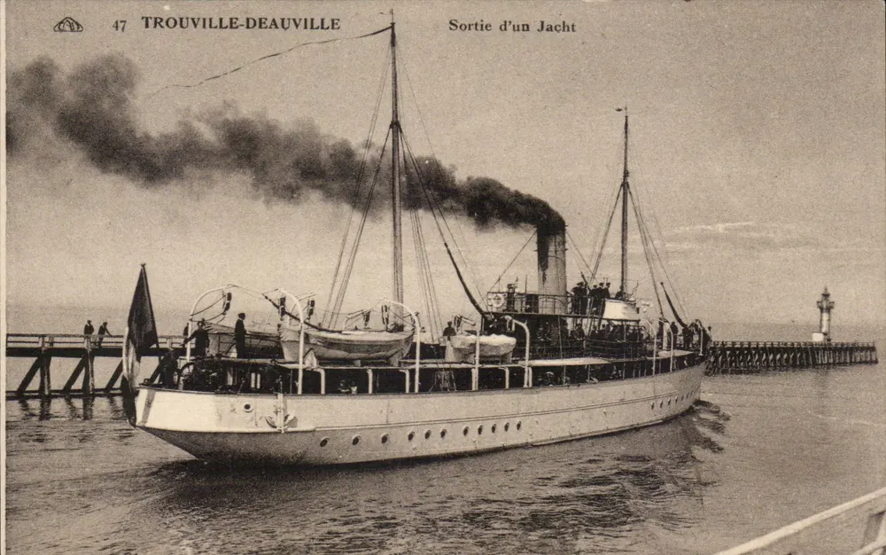 Trouville-Deauville — Ausfahrt eines Yachts — Verlag: C.A. de l'Artisanat d'Épinal - Vorderseite