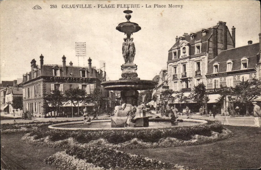 Deauville - Praia Florida - A Praça Morny - Frente