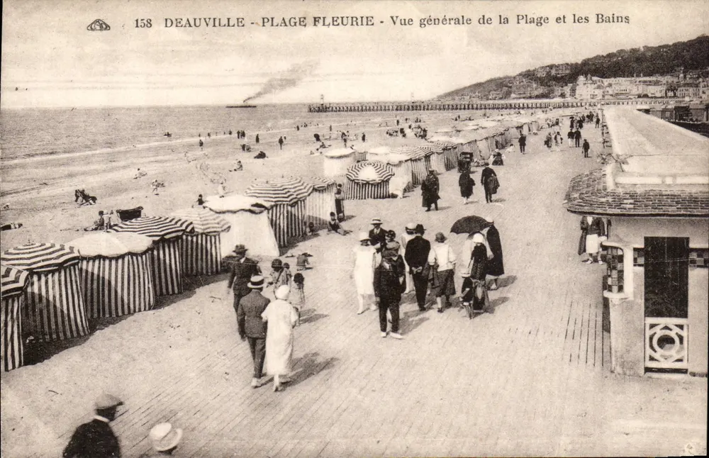 Deauville - Blühende Strand - Allgemeiner Blick auf den Strand und die Bäder - Vorderseite