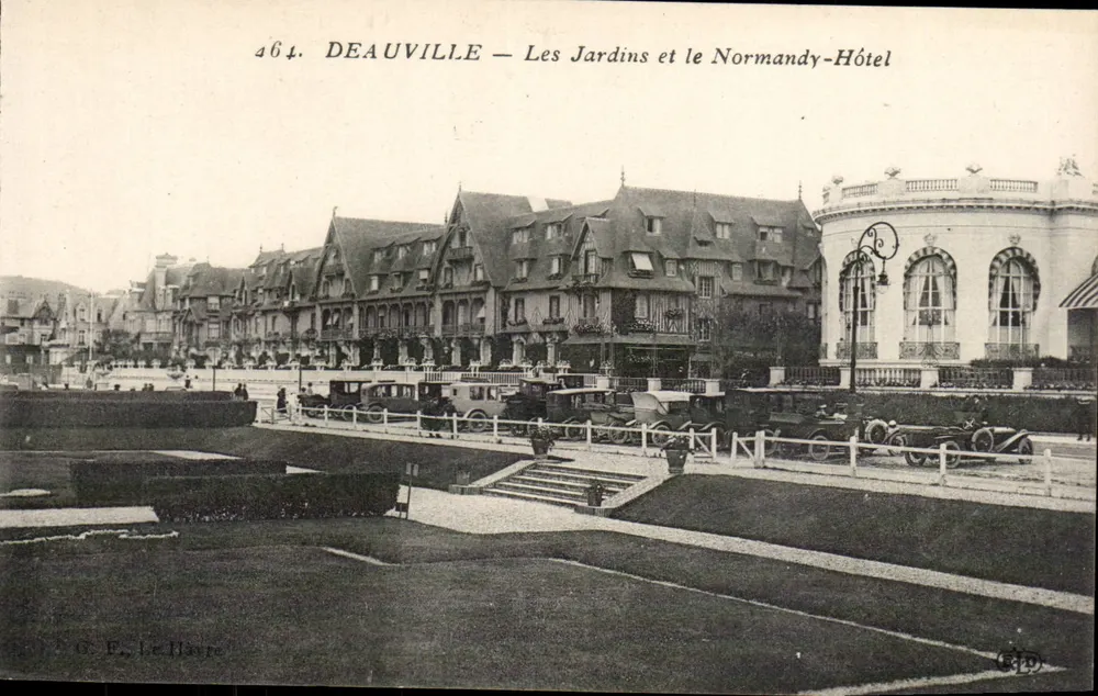 Deauville — Die Gärten und das Normandy-Hotel — G.E. Le Haure, Nr. 464 - Vorderseite