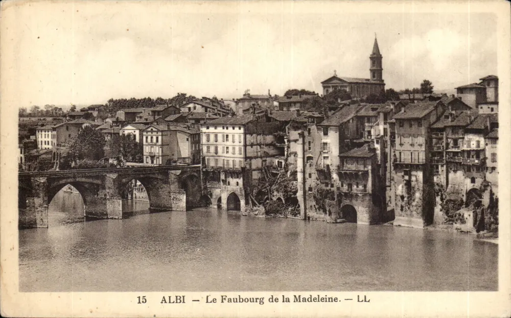 Albi — O Faubourg de la Madeleine — LL - Frente