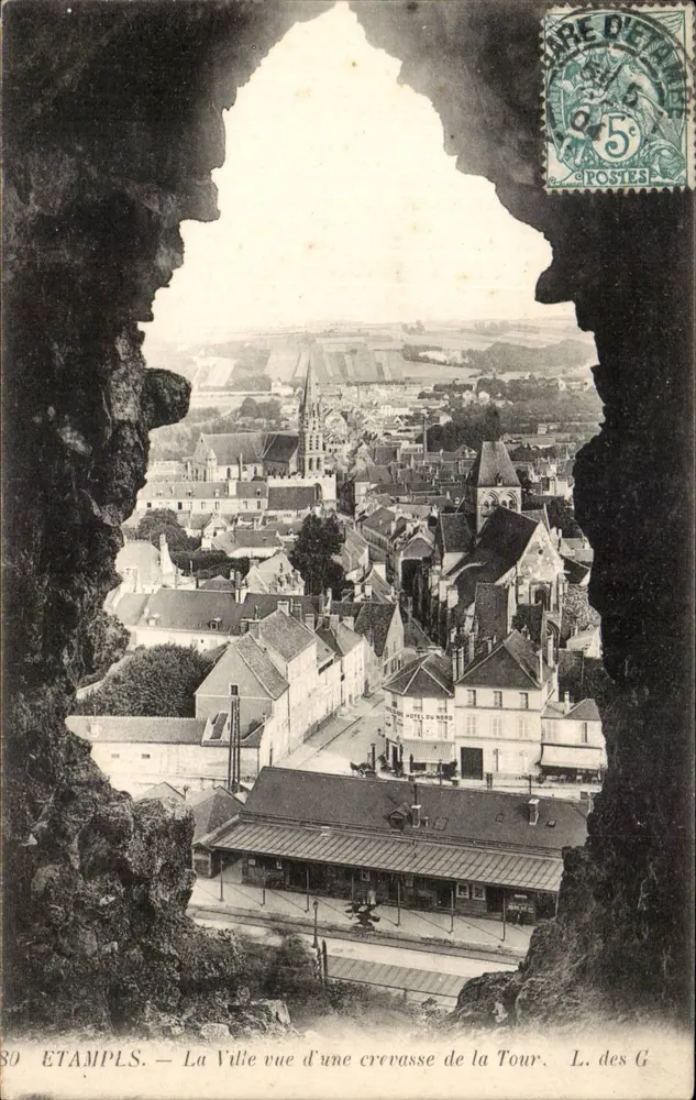 Etampes — Die Stadt aus einer Spalte der Turm — L. des G. - Vorderseite