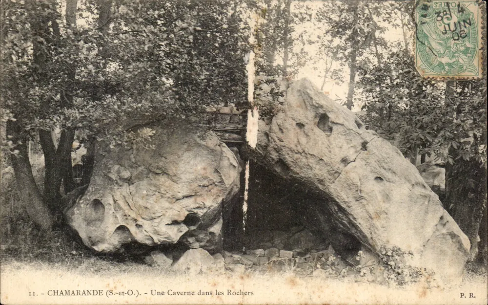 Chamarande (S.-et-O.) — Uma Caverna nos Rochos — P. Royer, n°11 - Frente