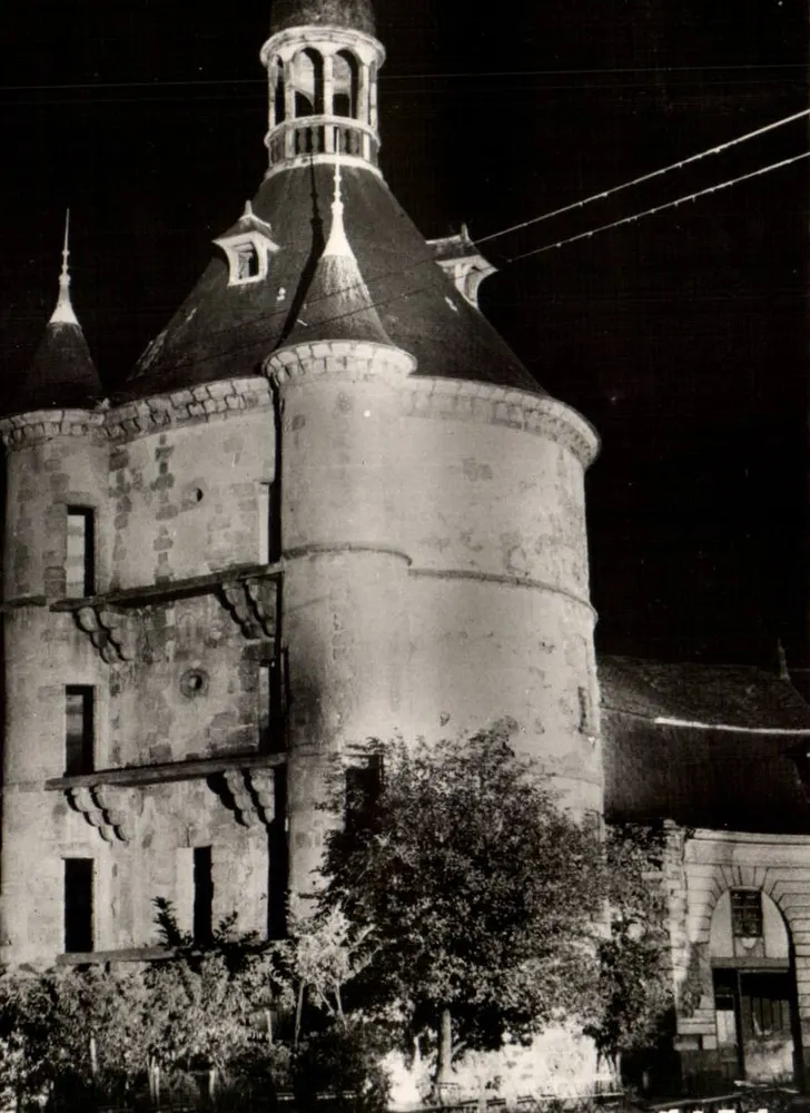 Château de la Ferté-Gaucher — Ausstellung des Bergfrieds — Edition ALFA, Paris - Vorderseite