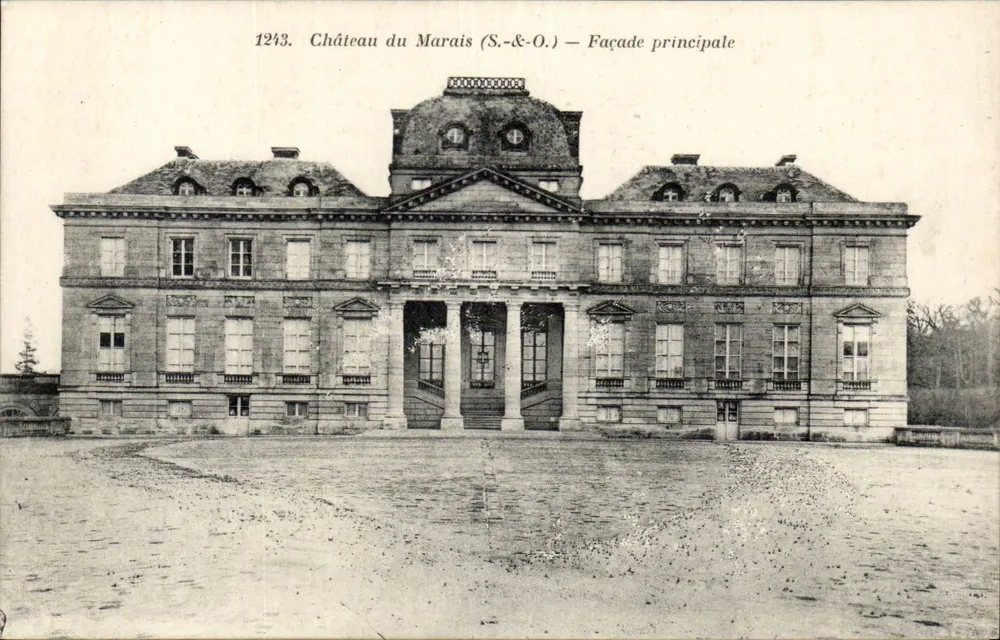 Castelo do Marais (S.&-O.) — Fachada principal — Librairie Nouvelle, Rambouillet - Frente