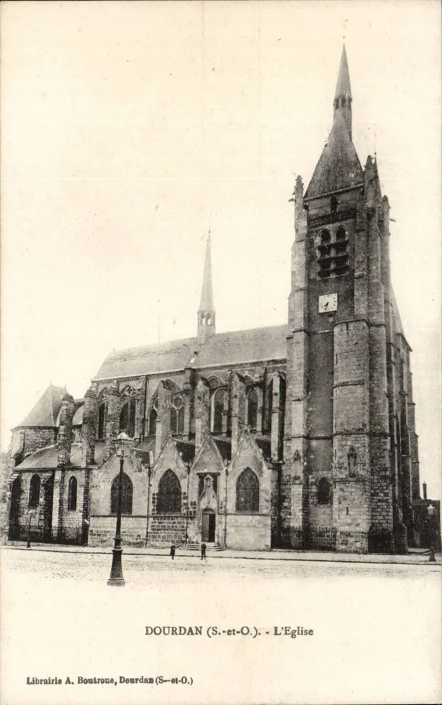 Dourdan (S.-et-O.) - A Igreja — Livraria A. Boutroue, Dourdan (S.-et-O.) - Frente