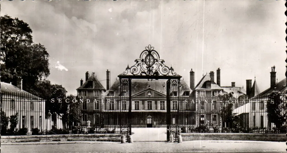 Colegio Saint-Charles — Castillo de Autis-Mons — Edición Tourné - Anverso
