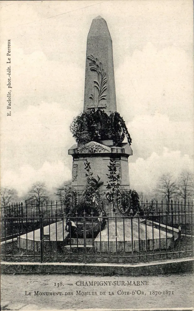 Champigny-sur-Marne — Monument dei Mobiles della Côte-d'Or, 1870-1871 — E. Fadolle, fot. Le Perreux - Recto