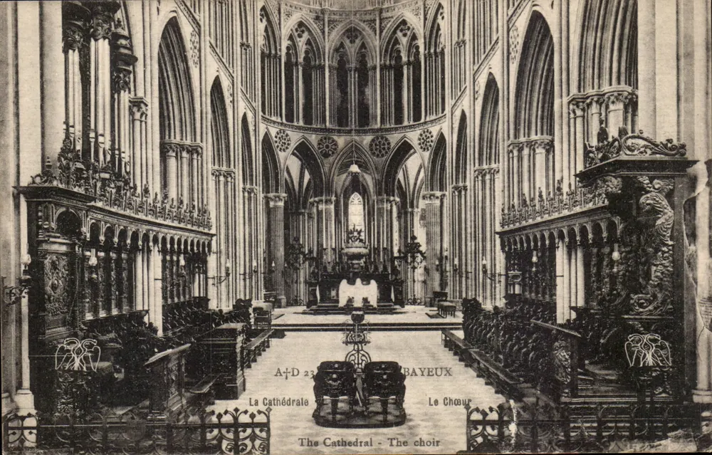 Bayeux — A Catedral — O Coro — A. Dubois, editor, n° 23 - Frente