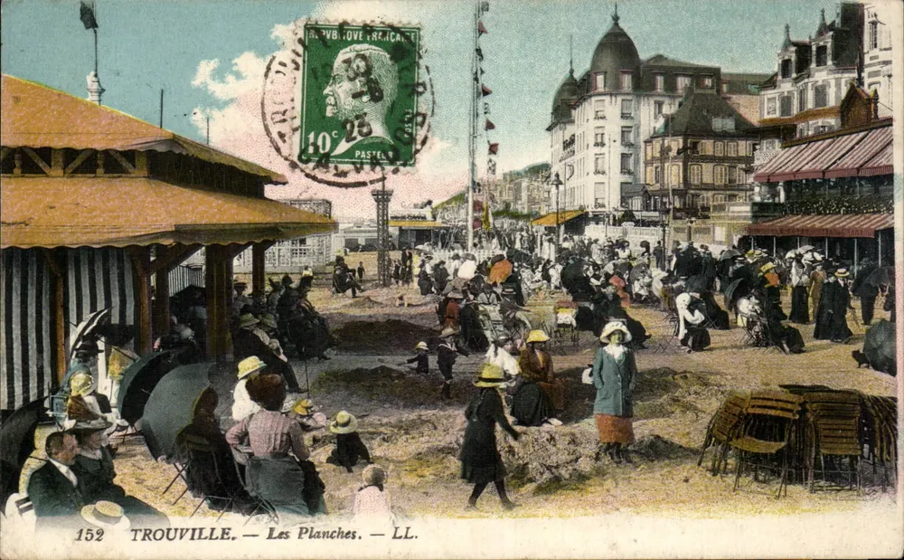 Trouville — Les Planches — LL. — n°152 - Frente