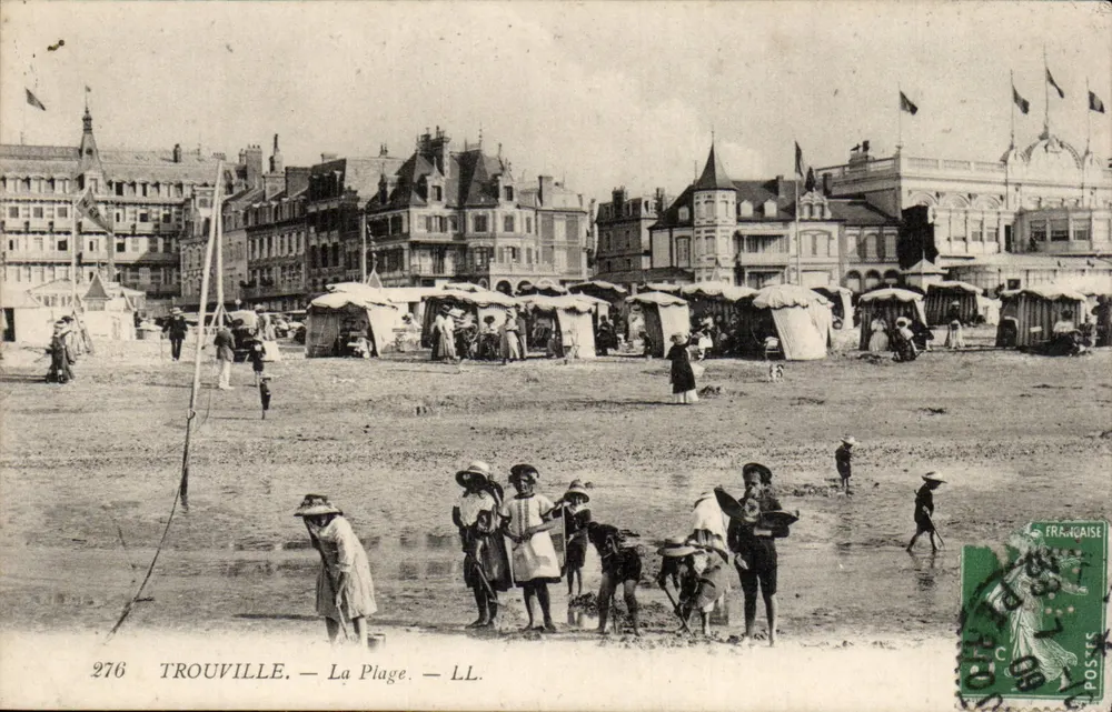 Trouville — A Praia — LL. — n° 276 - Frente