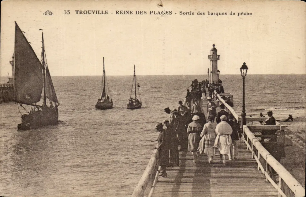 Trouville - Königin der Strände - Abfahrt der Fischerboote - Vorderseite