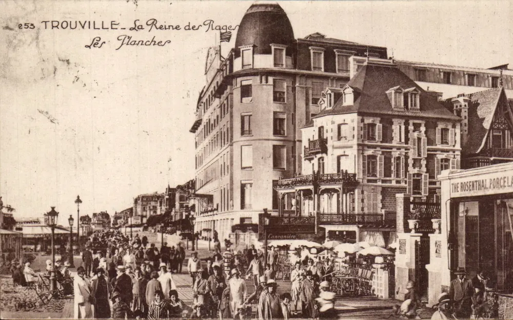 TROUVILLE - Die Königin der Strände - Les Planches — anonymer Verleger, Nr. 2553 - Vorderseite