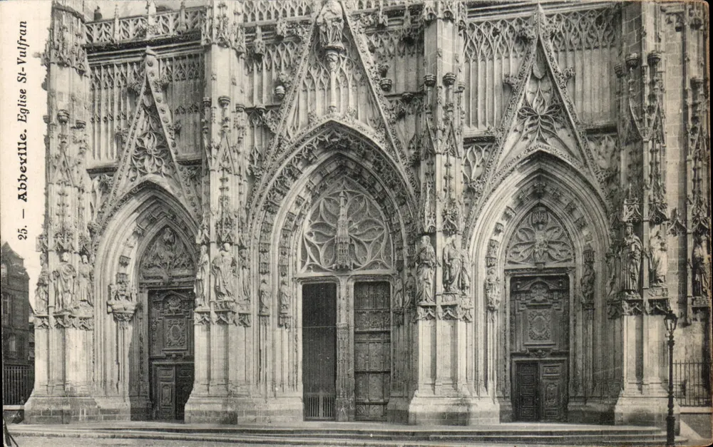 Abbeville — Kerk van Sint Vulfran — Onbekende uitgever, n° 25 - Voorkant