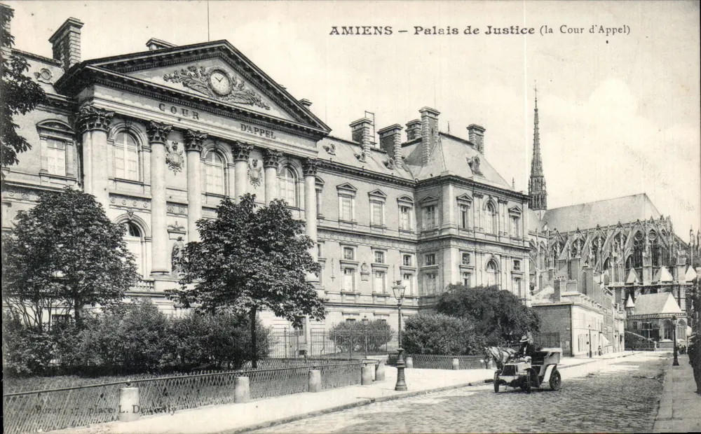 Amiens — Palácio de Justiça (a Corte de Apelação) — Editor: Buzat, 17, place L. Daudély - Frente