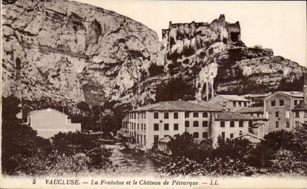 Vaucluse — Die Quelle und das Schloss von Petrarch — LL - Vorderseite