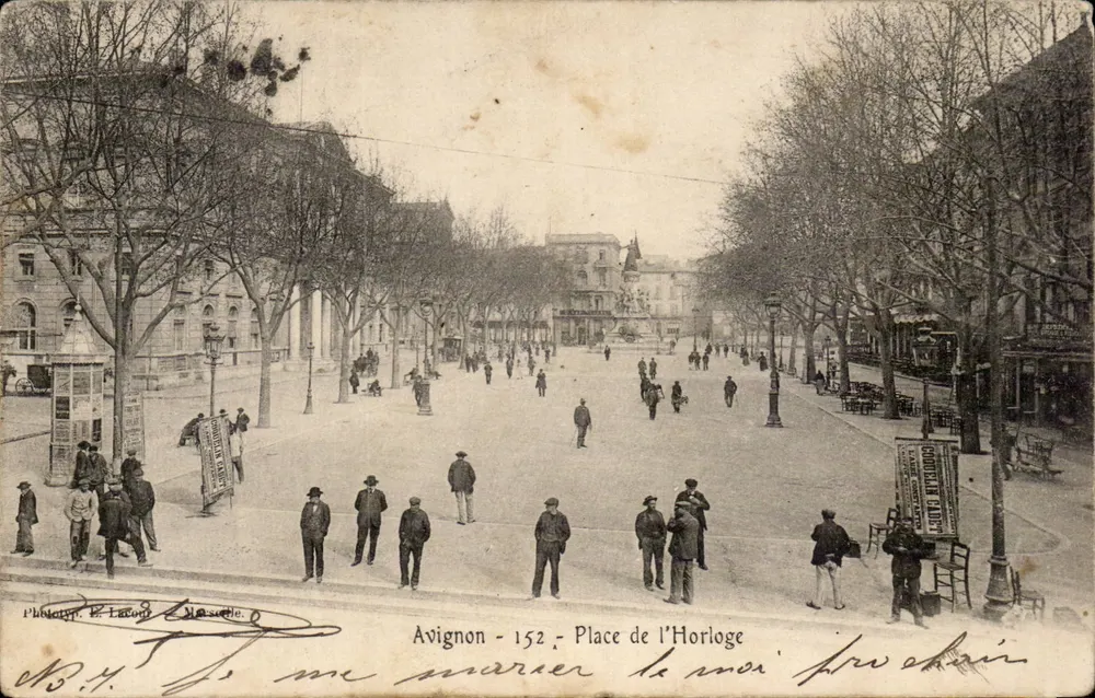 Avignon - Place de l'Horloge — fotografia de P. Lecord, série 152 - Frente