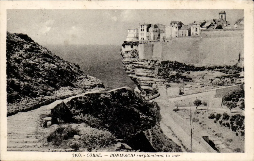 Bonifacio über dem Meer — Korsika — Edition La Cigogne, Nr. 2100 - Vorderseite
