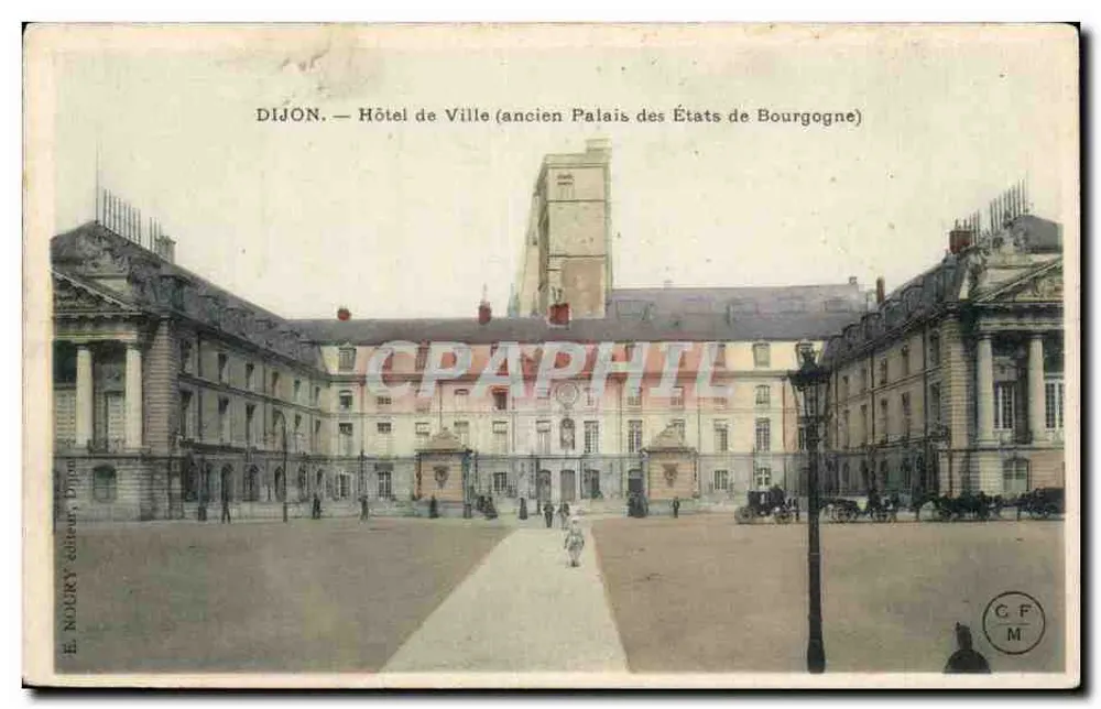 Dijon — Hotel de Ville (antigo Palácio dos Estados da Borgonha) — E. Nocky, Dijon - Frente