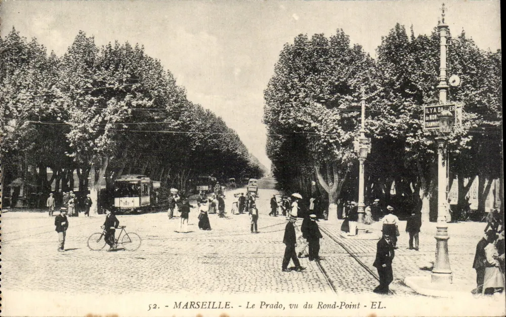 Marseille - Le Prado, vom Kreisverkehr aus gesehen - EL. - 52 - Vorderseite