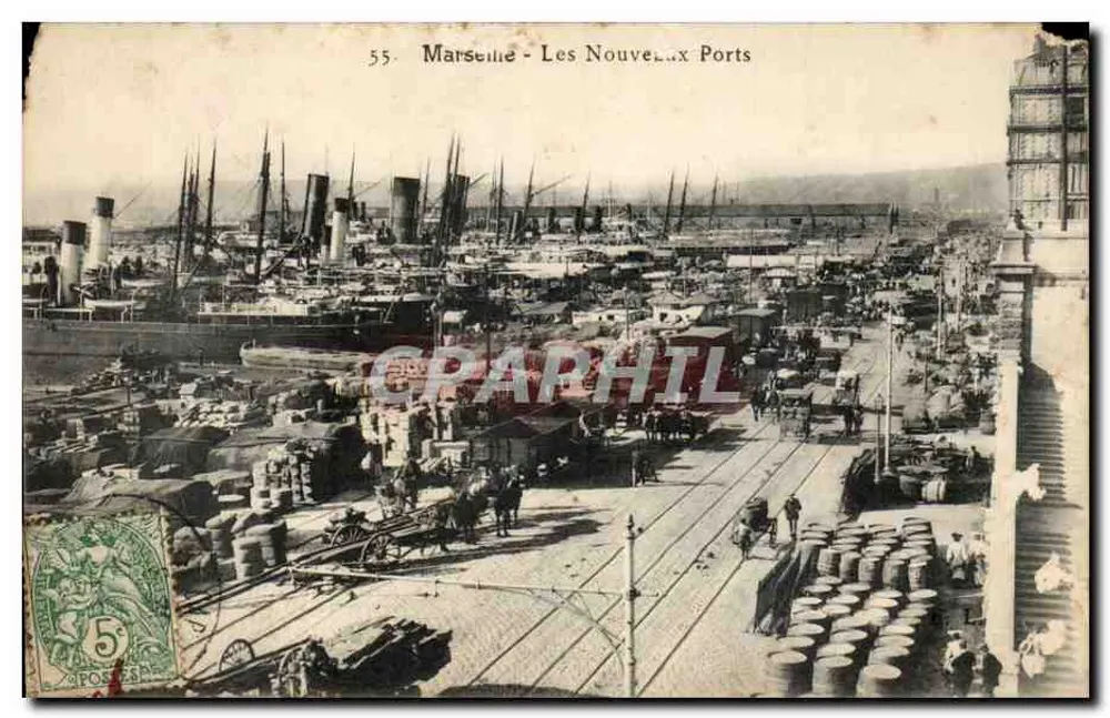 Marseille - Les Nouveaux Ports — vue portuaire avec navires et entrepôts, éditeur 'Marseille - Les Nouveaux Ports' n°55 - Frente