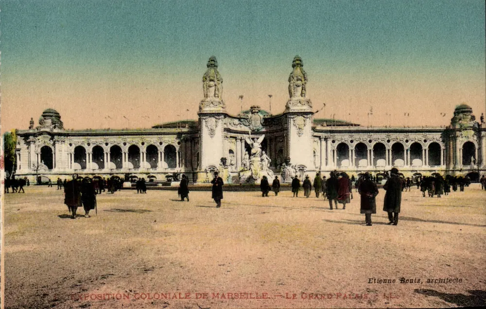 Exposição colonial de Marselha — O Grande Palácio — Etienne Bentz, arquiteto - Frente