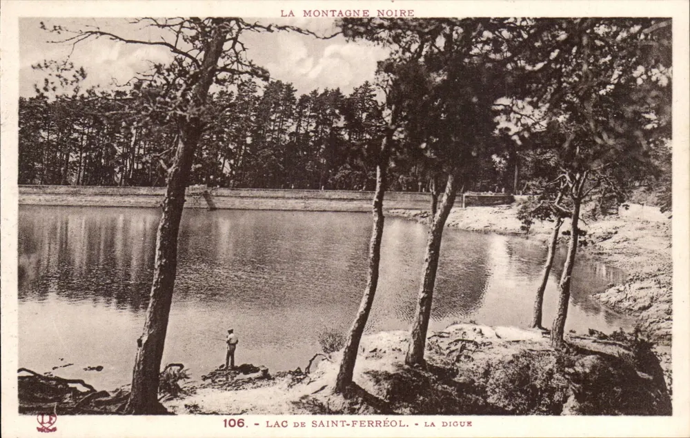 Lago de Saint-Ferréol — A Dique — A Montanha Negra — Editor: Phototype Labouchère Frères, Toulouse — N° de série 106 - Frente