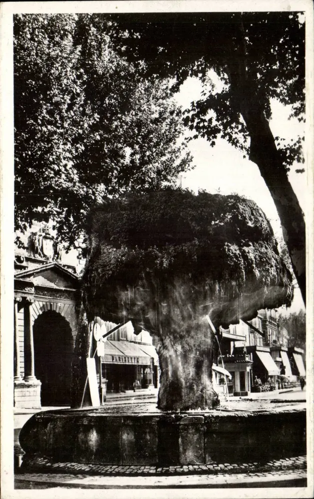 Salon-de-Provence — La Fontaine moussue — Mühle, Schloss, n°176 - Vorderseite