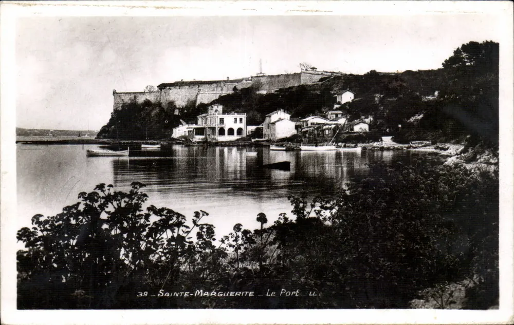 Sainte-Marguerite — Le Port — Lévy et Neurden Réunis, Paris - Frente
