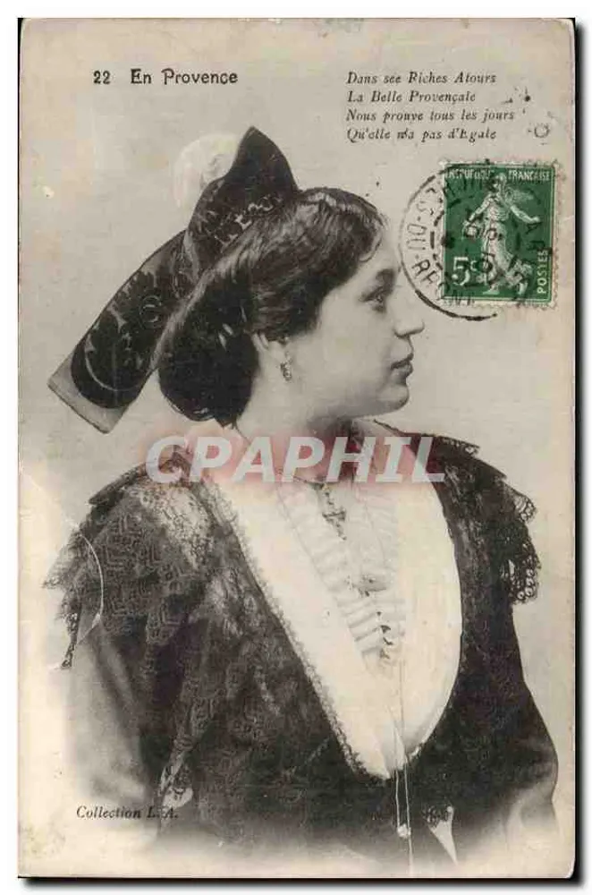 Frau im provenzalischen Kleid — Sammlung L.A. — Verlag: Photo Stefani, Baudouin Vincent, Marseille - Vorderseite