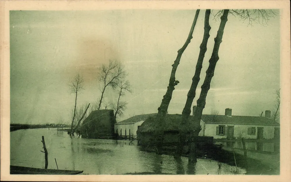 Pôr do sol — Vendée Maraichine — J. Nozais, editor Nantes - Frente