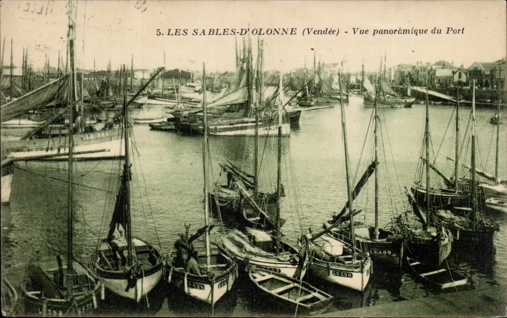 Les Sables-d'Olonne (Vendée) — Panoramablick auf den Hafen — Verlag JULLY-FOURTE - Vorderseite