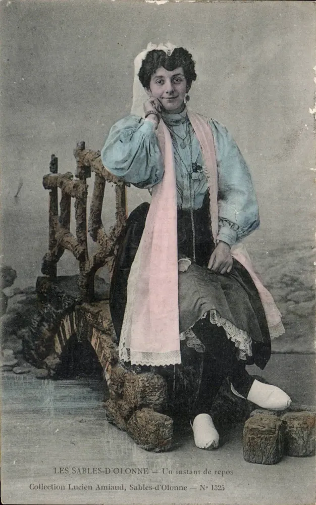 Les Sables-d'Olonne — Ein Moment der Ruhe — Sammlung Lucien Amiaud, N° 1325 - Vorderseite