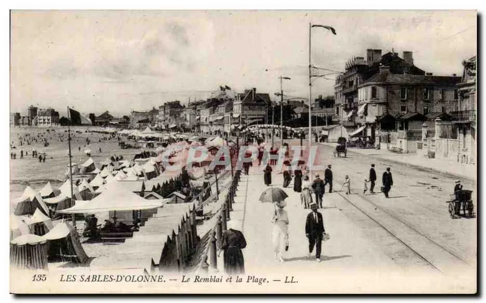 Les Sables-d'Olonne — Der Damm und der Strand — LL. Nr. 135 - Vorderseite