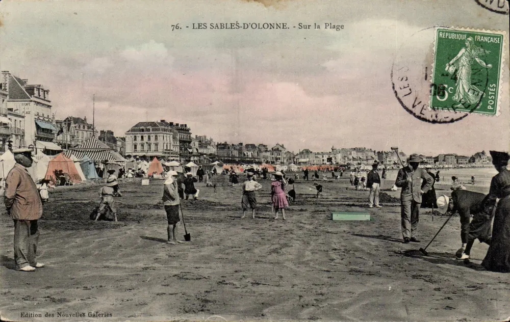Les Sablet-D'OLONNE — Na Praia — Edição das Novas Galerias, n°76 - Frente