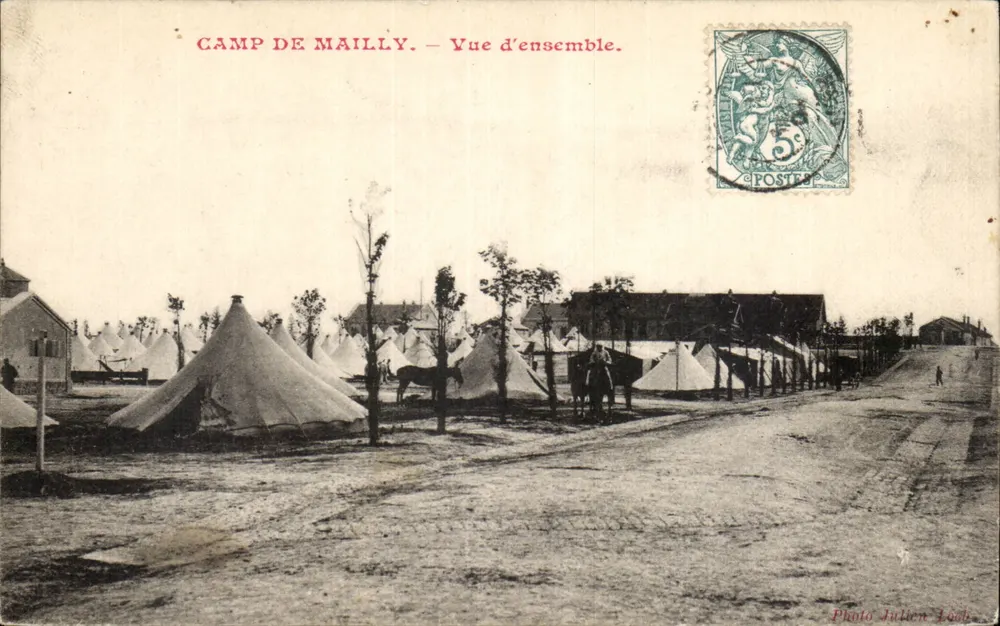 Camp de Mailly — Algemene uitzicht — Foto Julien Loos - Voorkant