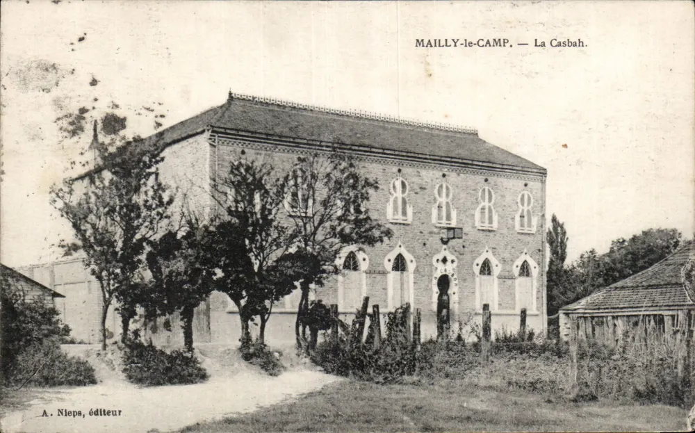 MAILLY-le-CAMP — A Casbah. — A. Nieps, editor - Frente
