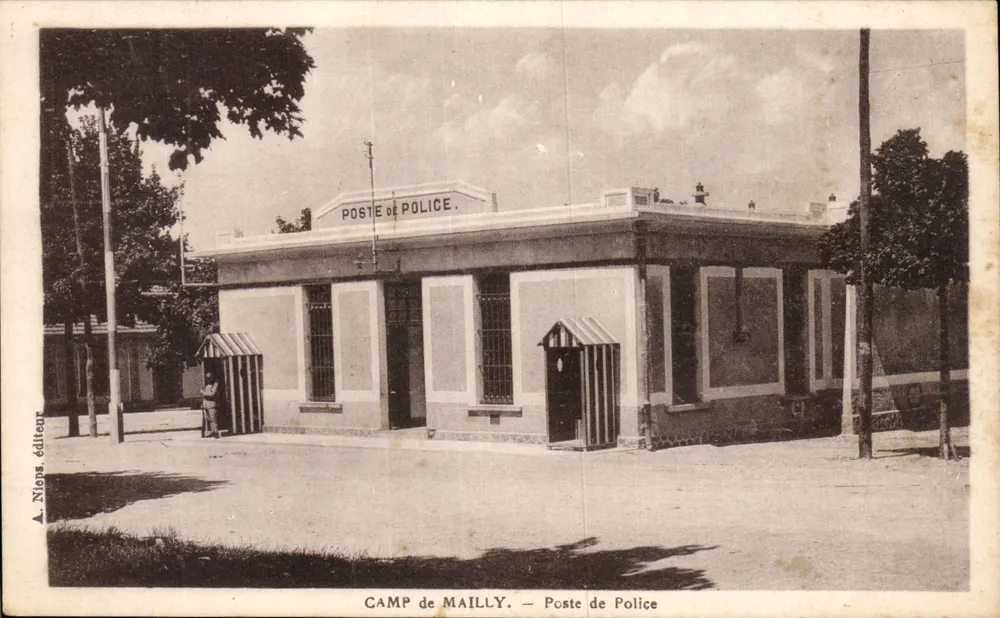 Camp de Mailly — Poste de Police — Niens editor - Frente