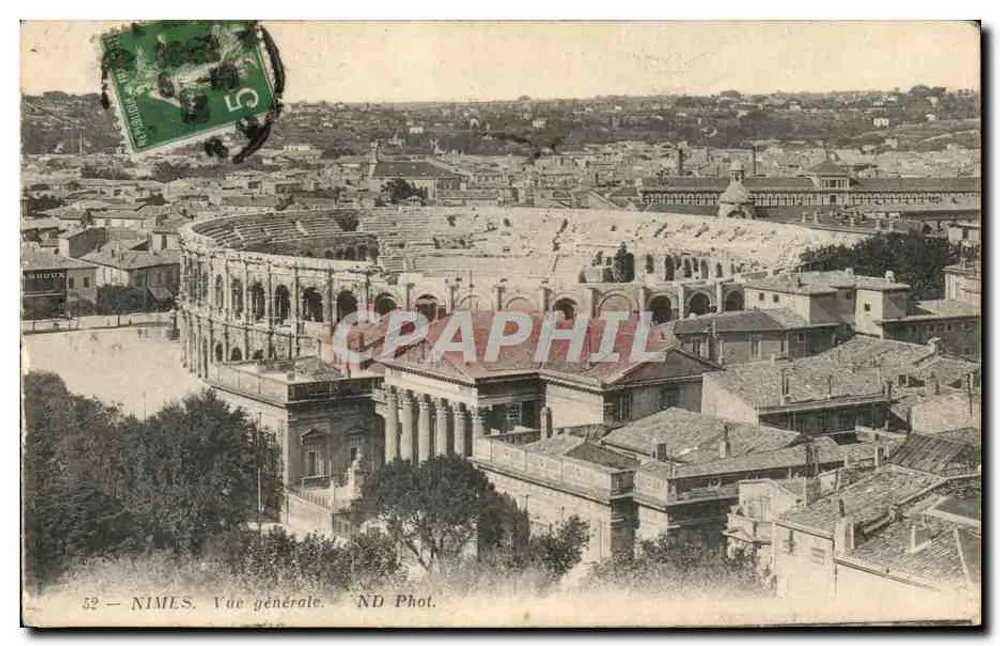 Nîmes — Vista geral — ND Phot. - Frente