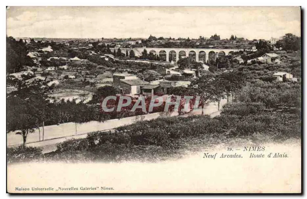 Nîmes — Nieuwe boogvormige constructies, Route van Alais — Maison Universelle, Nieuwe Galerijen - Voorkant