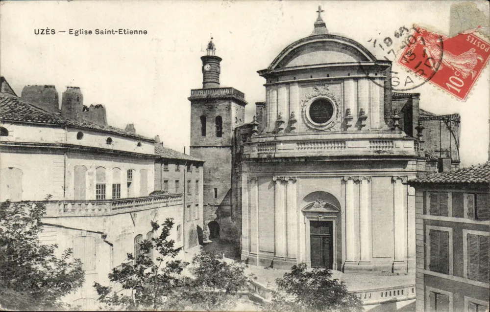 UZÈS — Igreja de São Etienne — Editor UZÈS, n°30 - Frente
