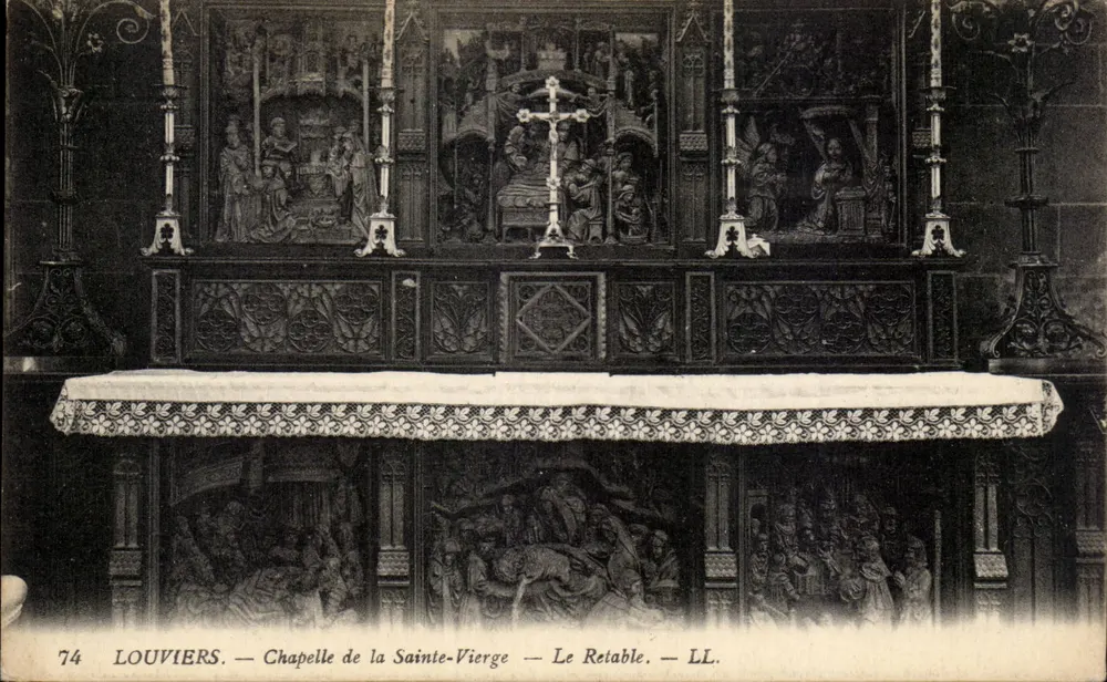 Louvières — Kapelle der Heiligen Jungfrau — Das Retabel — LL. - Vorderseite