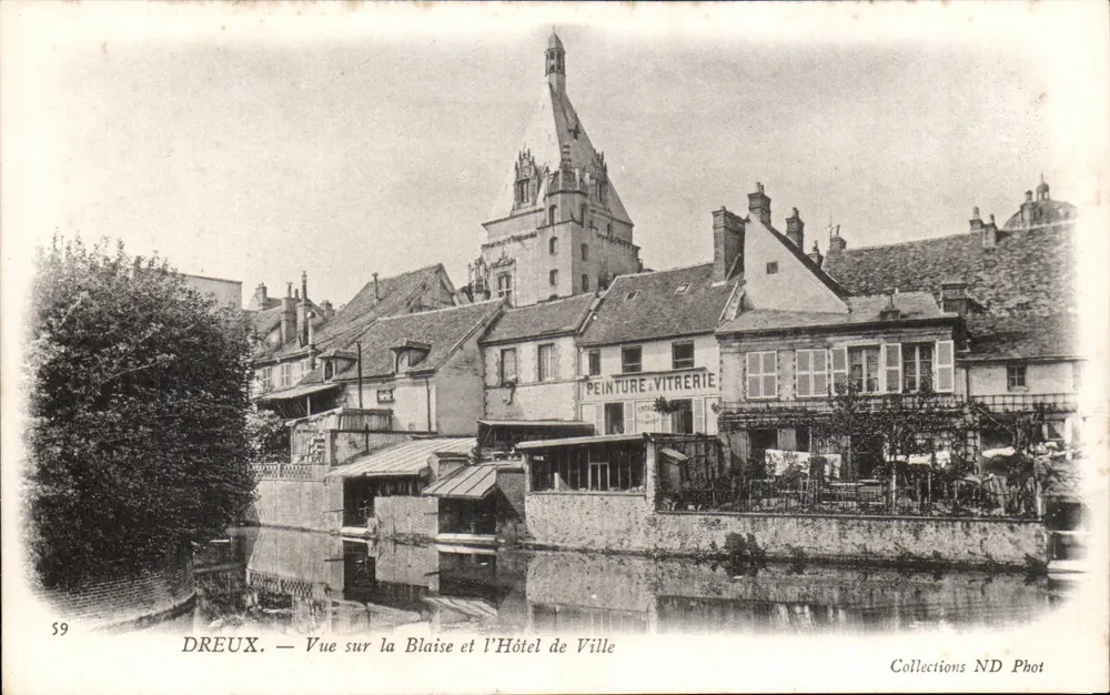 Dreux — Ansicht der Blaise und des Rathauses — Collections ND Phot - Vorderseite
