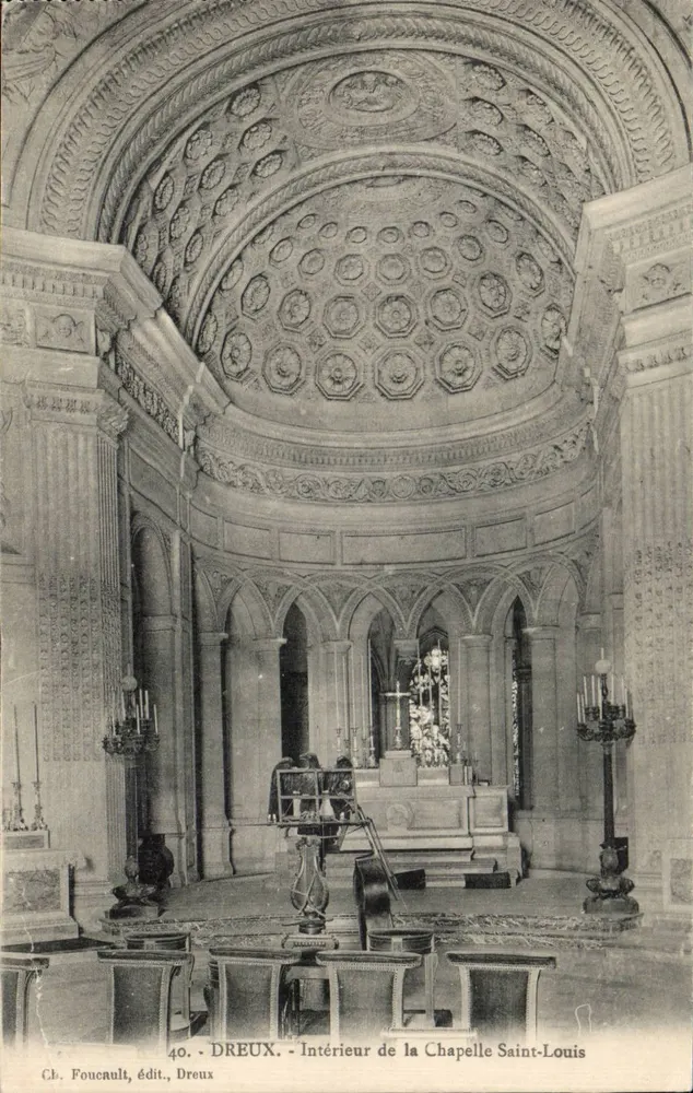 Dreux - Innenansicht der Kapelle Saint-Louis — Cl. Foucault, Verlag, Dreux, Nr. 40 - Vorderseite